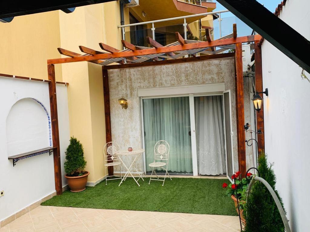 Vasiliko Sea View Apartment Царево Екстериор снимка